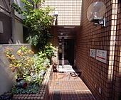 京都市下京区高辻通東洞院東入三軒町 7階建 築41年のイメージ