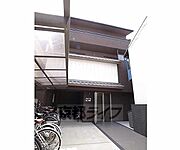 二条駅より徒歩4分 1階 築11年2ヶ月の賃貸物件