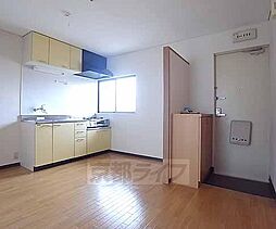 ラトゥール岩倉南 201 2階2DKのリビング/ダイニング