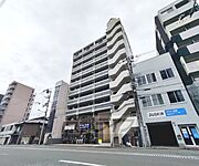 二条駅より徒歩10分 築33年11ヶ月 10階建の賃貸物件