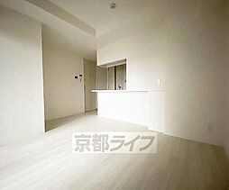 京都地下鉄東西線 二条城前駅 徒歩13分の賃貸マンション 5階1SLDKのリビング/ダイニング