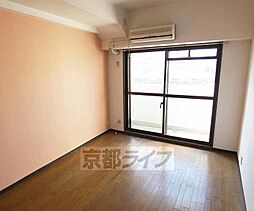 阪急京都本線 西院駅 徒歩4分の賃貸マンション 2階1Kのリビング/ダイニング