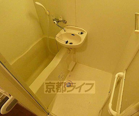浴室