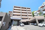 万博記念公園駅より徒歩11分 2階 築32年7ヶ月の賃貸物件