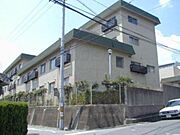 江坂駅より徒歩10分 2階 築52年11ヶ月の賃貸物件