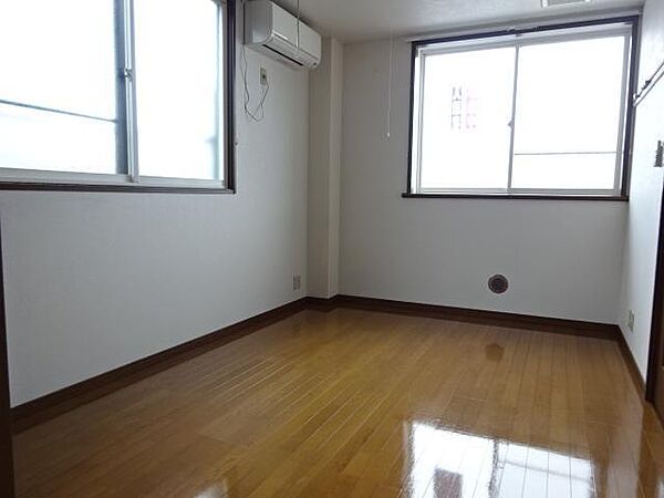 apartment 秋田県潟上市昭和大久保字小橋
昭和大久保の賃貸情報を見る
物件地図