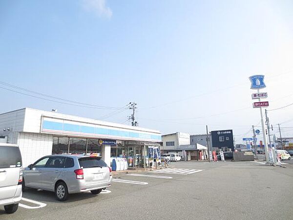 画像22:ローソン秋田仁井田本町店(200m)