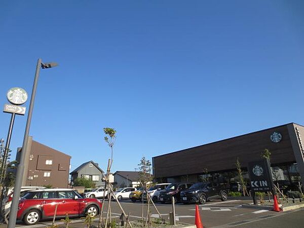 画像23:スターバックスコーヒー保戸野学園通り店(900m)