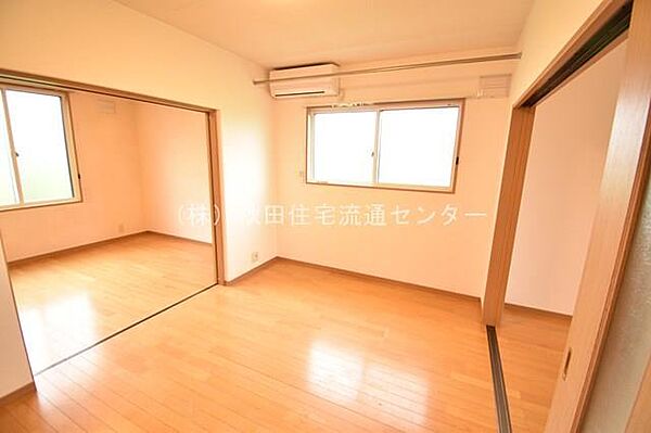 apartment 秋田県秋田市山王７丁目9番35号　秋田住宅流通センタ‐本社ビル1階