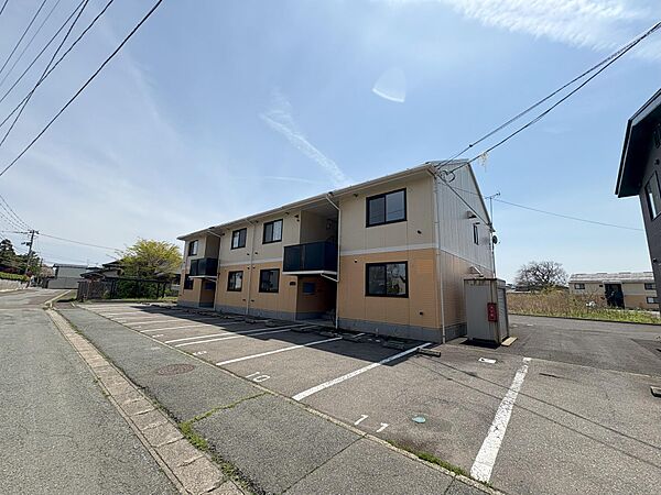 apartment 秋田県秋田市山王７丁目9番35号　秋田住宅流通センタ‐本社ビル1階