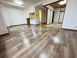 ヴェレーザ登町 605 6階3LDKのリビング/ダイニング