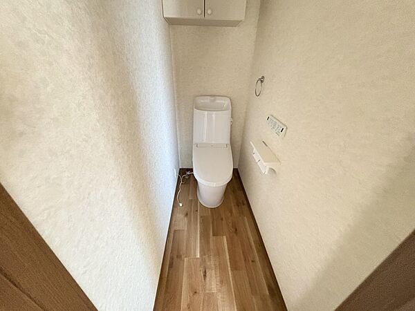 apartment 秋田県秋田市山王７丁目9番35号　秋田住宅流通センタ‐本社ビル1階