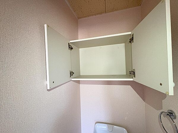 apartment 秋田県秋田市山王７丁目9番35号　秋田住宅流通センタ‐本社ビル1階