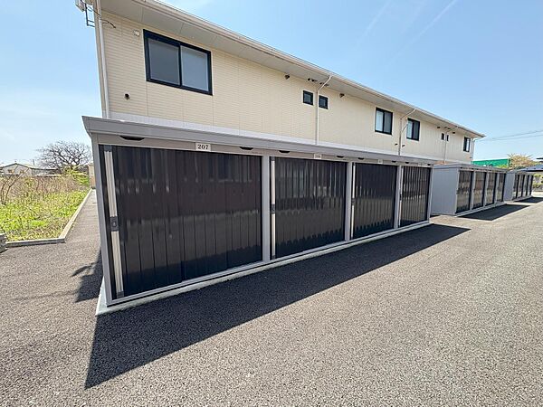 apartment 秋田県秋田市山王７丁目9番35号　秋田住宅流通センタ‐本社ビル1階