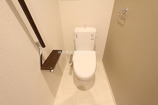 apartment 秋田県秋田市山王７丁目9番35号　秋田住宅流通センタ‐本社ビル1階