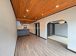 二葉マンション 102 1階2LDKのリビング/ダイニング