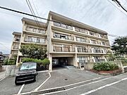 千里丘駅より徒歩5分 3階 築50年1ヶ月の賃貸物件