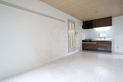 JR東海道・山陽本線 吹田駅 徒歩16分の賃貸マンション 1階3LDKのリビング/ダイニング