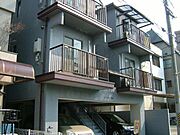 吹田駅より徒歩5分 3階 築31年8ヶ月の賃貸物件
