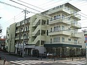 竹ノ塚駅よりバス8分 徒歩4分 3階 築40年1ヶ月の賃貸物件