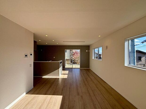 当日見学はお電話がスムーズです！お気軽にお問い合わせくださいませ。