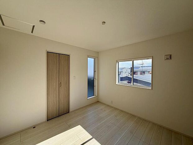 〈2階洋室〉6.12帖