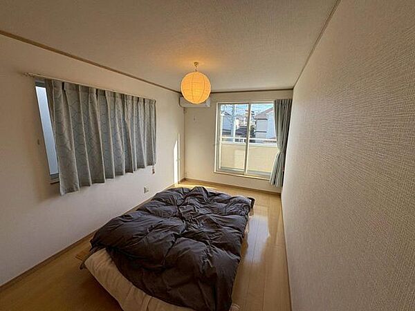 〈2階洋室〉各お部屋にしっかり収納スペースを設けていますので、お部屋を最大限広く使えます！