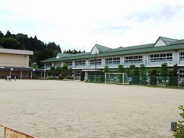名取市立愛島小学校（徒歩46分） 3608m