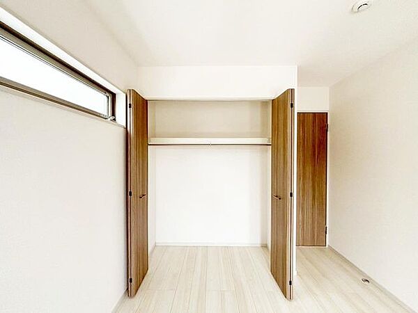 建物完成済みで、いつでも見学できます。ご希望の日時をお気軽にお知らせください。そしてぜひ、感想もお聞かせください。