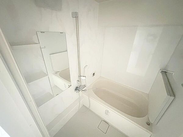 （浴室）ご見学は現地で集合・解散OK！ぜひ現地でお部屋の日当たりや広さを確認してみませんか（＾ー＾）？