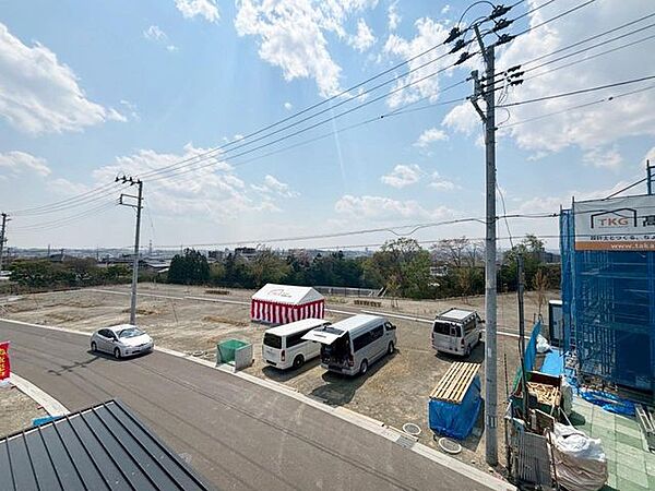 青空広がる眺望！新しい街並みは同じ時期に新生活をスタートする心強い仲間がたくさん＊