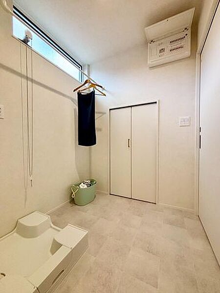 建物完成済みで、いつでも見学できます。ご希望の日時をお気軽にお知らせください。そしてぜひ、感想もお聞かせください。