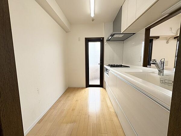 1人でいる場合でも、リビングのテレビを見ながら家事ができるので気分転換になります！