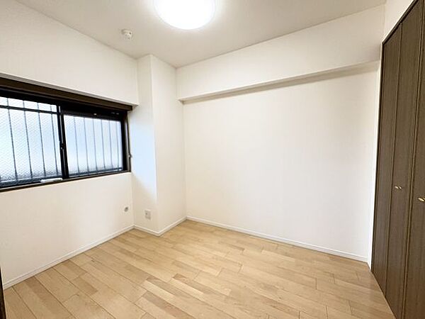 たっぷりの陽光に包まれる陽だまり住まい(^^
