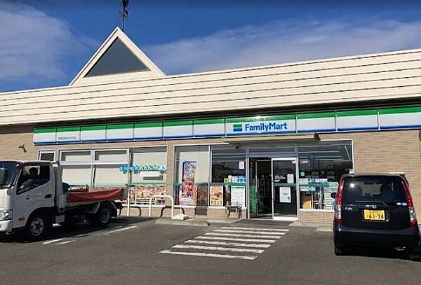 コンビニ ファミリーマート 宮城大和杜のまち店（徒歩12分）929m