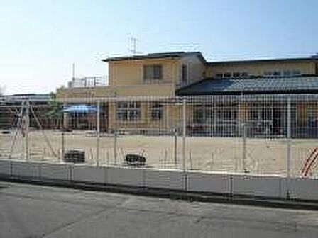 柳生もりの子保育園 徒歩7分。 560m