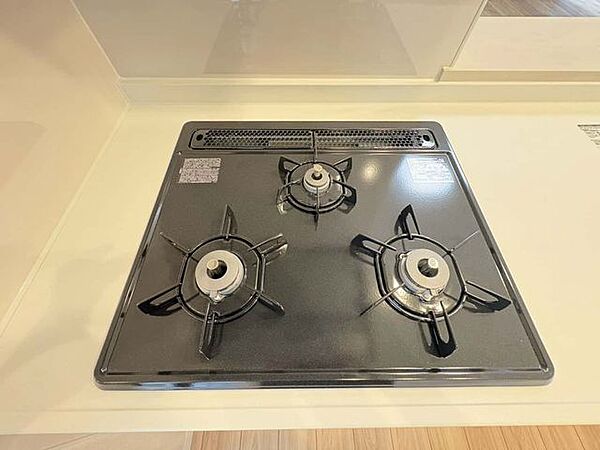 同時調理可能の3口ガスコンロ