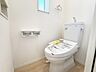 トイレ：各階に設置された便利なトイレです