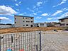 その他：小学校まで徒歩約13分とお子様の通学も安心