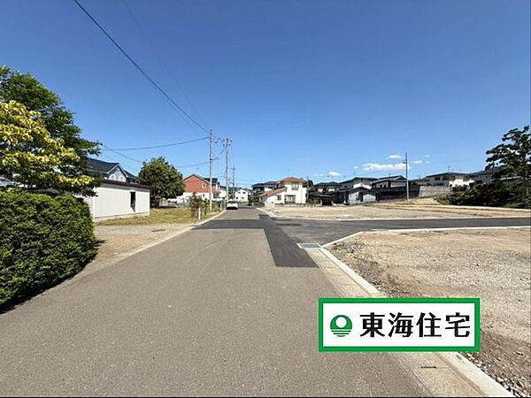 《前面道路》駅、小中学校や幼稚園が徒歩15分以内で子育て安心の住環境。