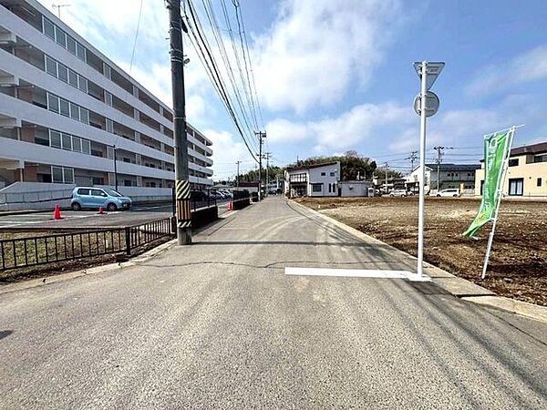 《現地》約40坪、当社でもプランニング可能です。施工例はHPをご覧ください♪