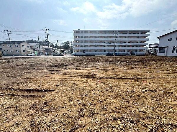 《現地》陽当り良好・是非一度現地を見てみませんか。