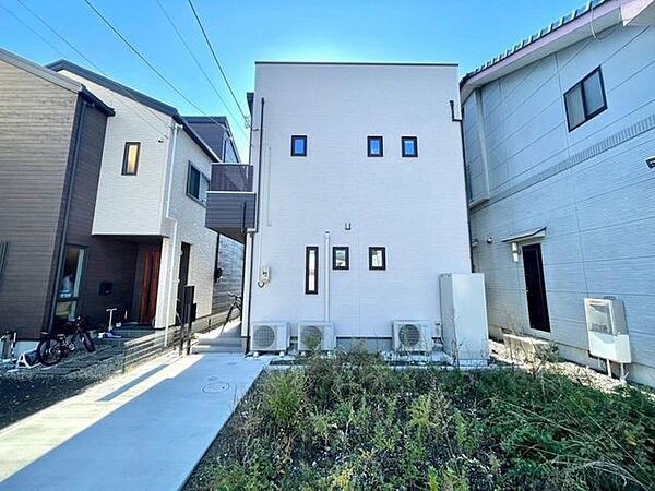 2023年7月築の築浅・ヒノキヤの注文住宅！Ｚ空調（全館空調）搭載のオール電化で設備も充実。
