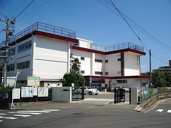 仙台市立新田小学校（徒歩6分） 450m