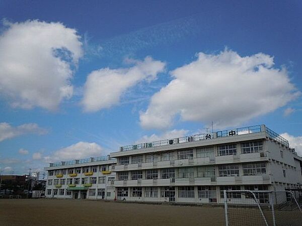 仙台市立東仙台中学校（徒歩17分） 1321m
