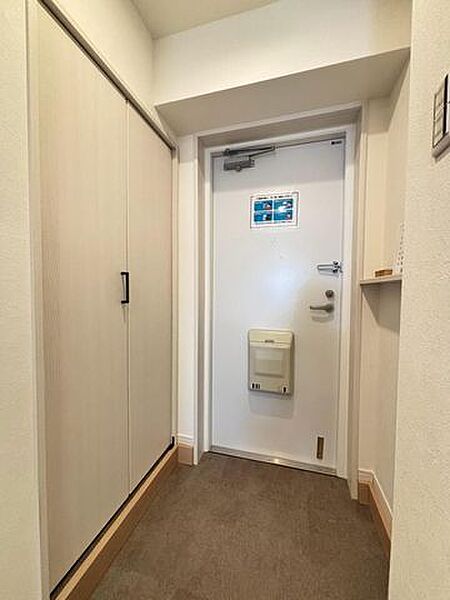 （玄関）当日のご連絡で即ご案内可能！ご希望条件をお伝え頂ければ合わせて複数物件、ご案内出来ます！1日で効率良くご覧頂けます＊