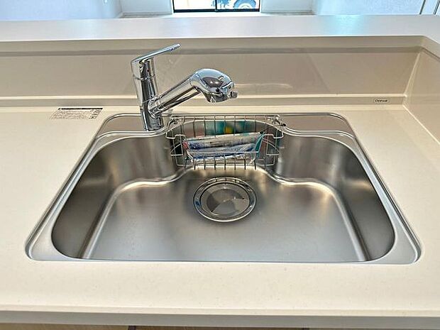 【浄水器一体型水栓】浄水カートリッジをセット可能な水栓。見た目もスッキリ!