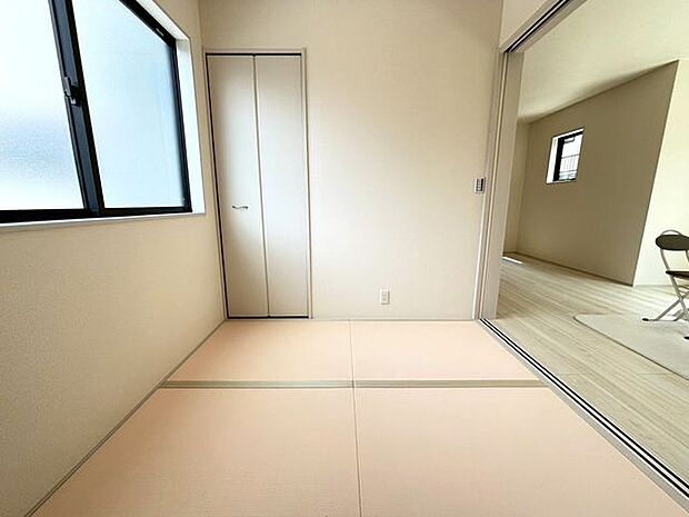 お子様の遊ぶスペース・ゲストの宿泊用や同居に備えたお部屋としても！