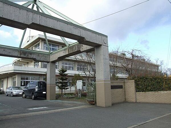 仙台市立高森中学校 徒歩10分。 800m