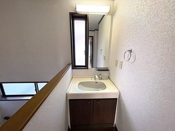 《2階洗面》あると助かる2階洗面付。
